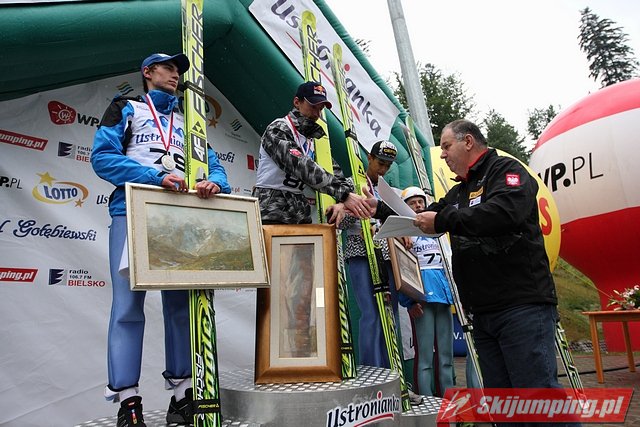 111 Podium konkursu